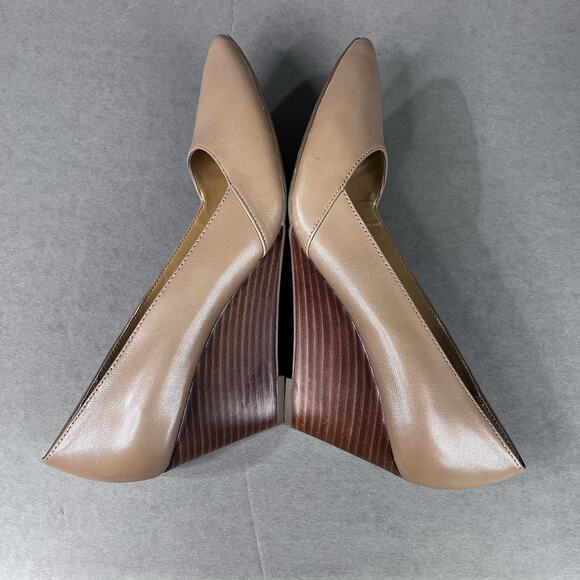 Franco Sarto Frankie Wedge Pumps Women's 10M Cool Taupe Leather Pointed Toe Nude - Picture 6 of 11